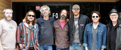 Image of Dave Palmer, Don Heffington, Neal Casal, Dan Grimm, Jesse Siebenberg, Jason Mariani